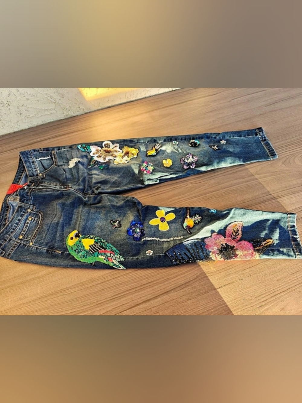 V Cristina Gorgeous Bird and Flower Embroidered Blue Skinny Jeans